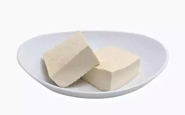 老师傅教你简单几步,在家轻松制作豆腐|豆腐|老师傅|盐巴_新浪新闻