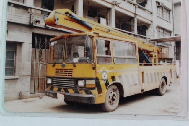 90年代老车胶卷照片 带你回到那个熟悉的时代