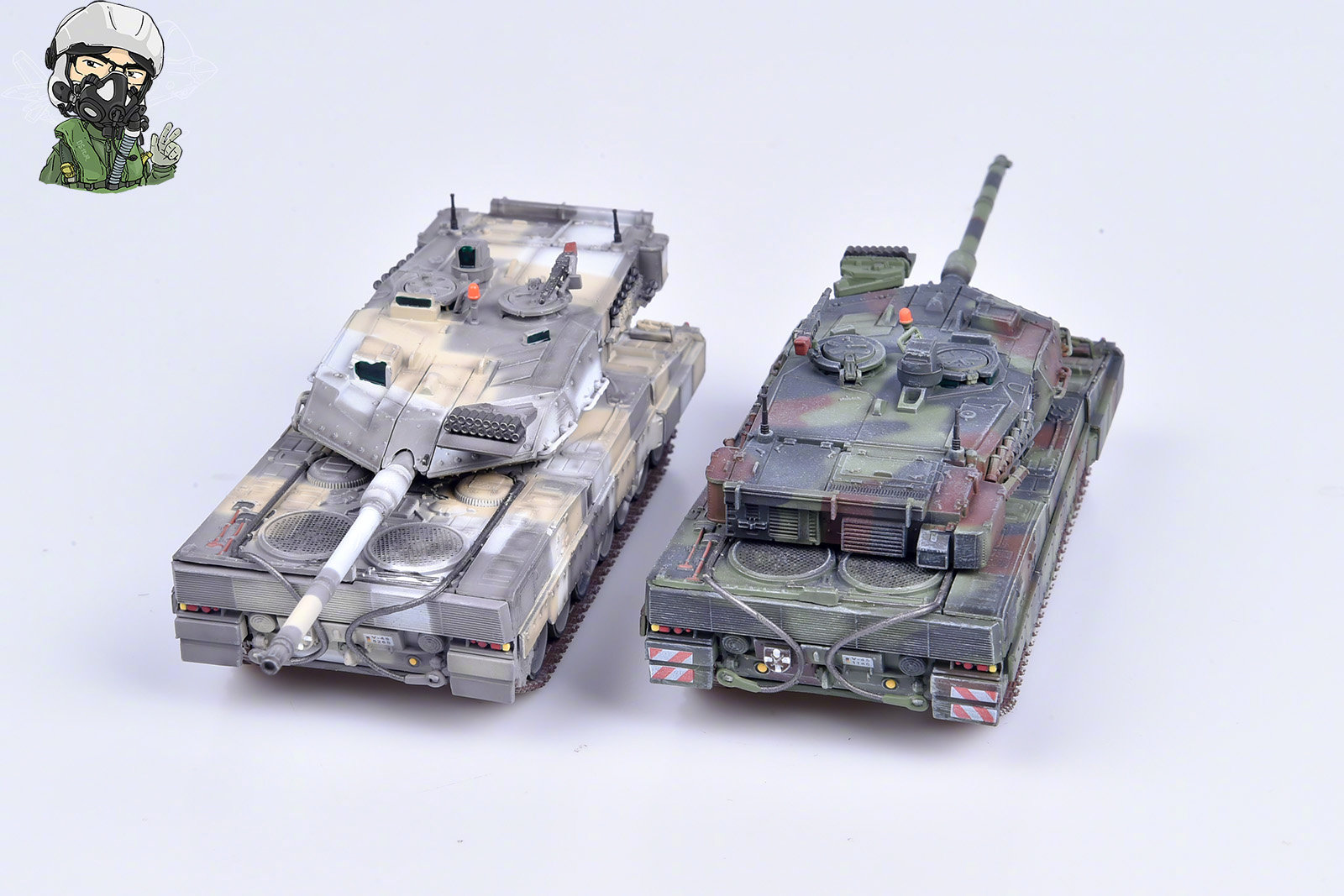 panzerkampf三荣172豹2a7合金成品模型目前有两种涂装