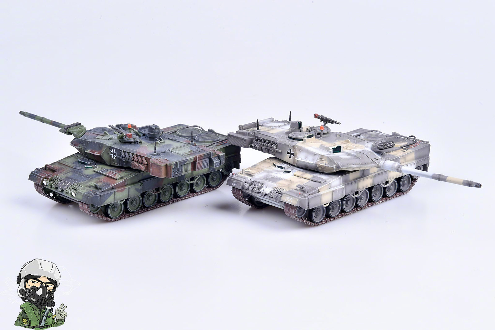 panzerkampf三荣172豹2a7合金成品模型目前有两种涂装