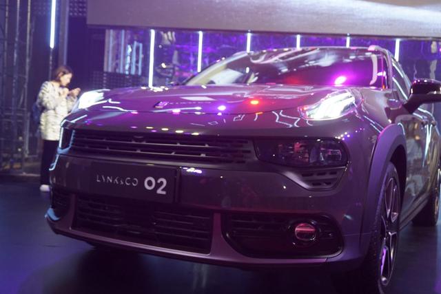 领克02 2.0td 高能版上市,专属紫色车身,网友:帅爆了!