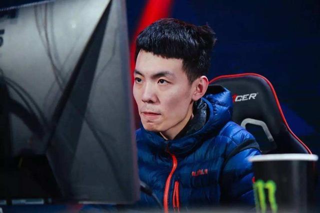 dota2:刘畅打天梯怒喷广告哥,一不小心透露自己名下有四套房