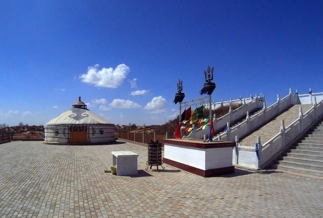 乌兰陶勒盖镇国王木华黎黑纛祭祀区风景五