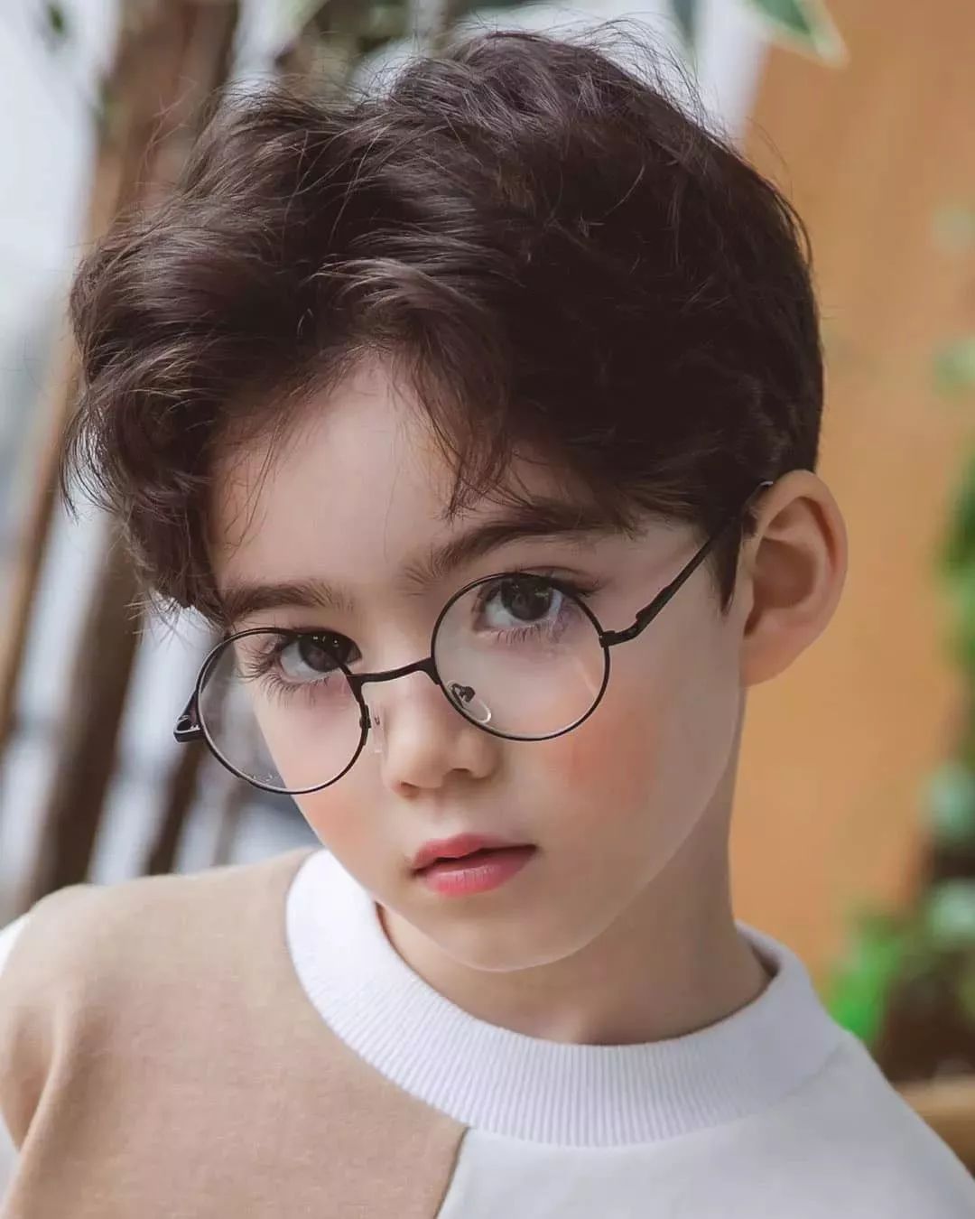 这个混血小男孩让18万人疯狂,网友:又来骗我生儿子