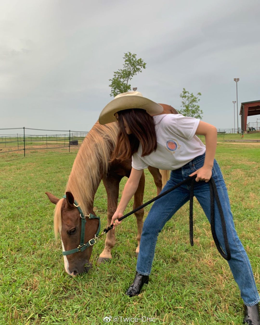 郑秀晶 | 今日份德州帅气女牛仔,出去录节目顺便就把瘦身瘦了