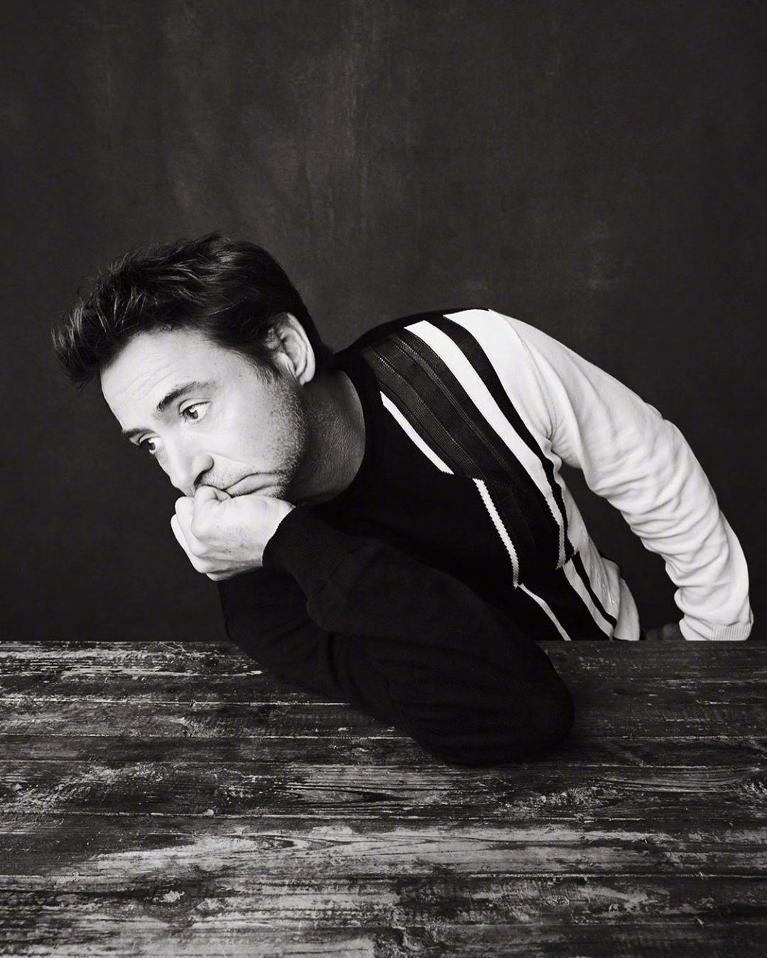 小罗伯特唐尼为offcamera拍摄的新黑白大片摄影师samjones