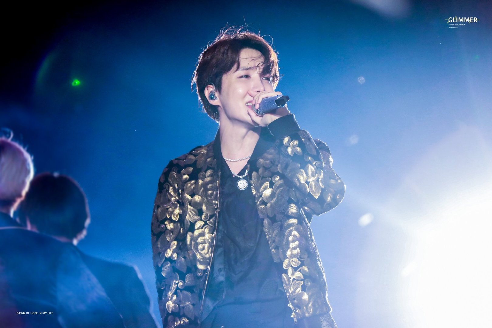 防弹少年团郑号锡成为hot100历史上空降最高记录的韩国男子solo歌手