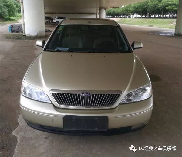 带你了解一辆来自2003年的福特蒙迪欧ghiax