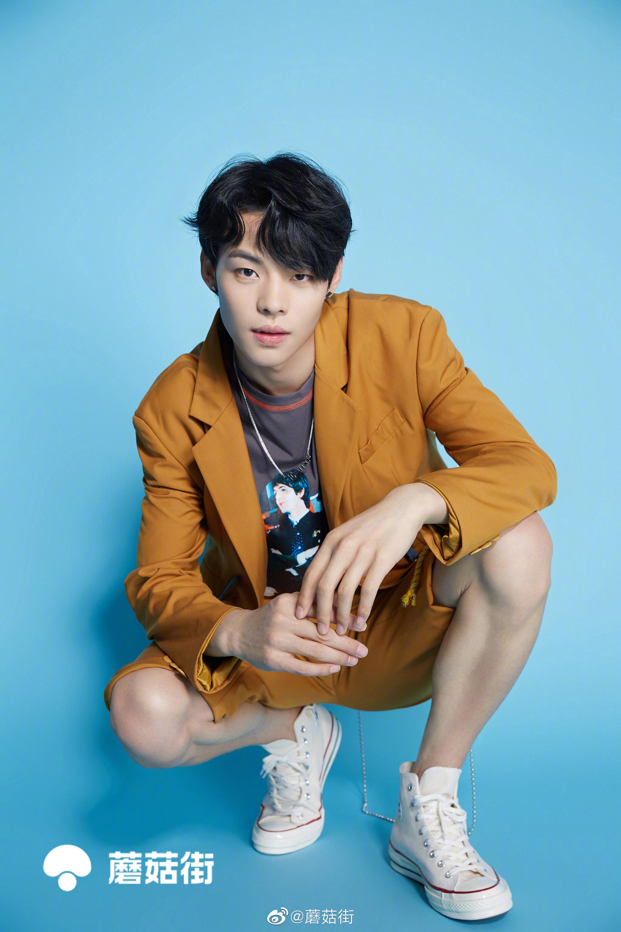 今日开机屏——@张艺东yd 张艺东蘑菇街独家造型大放送|蘑菇街|张艺东