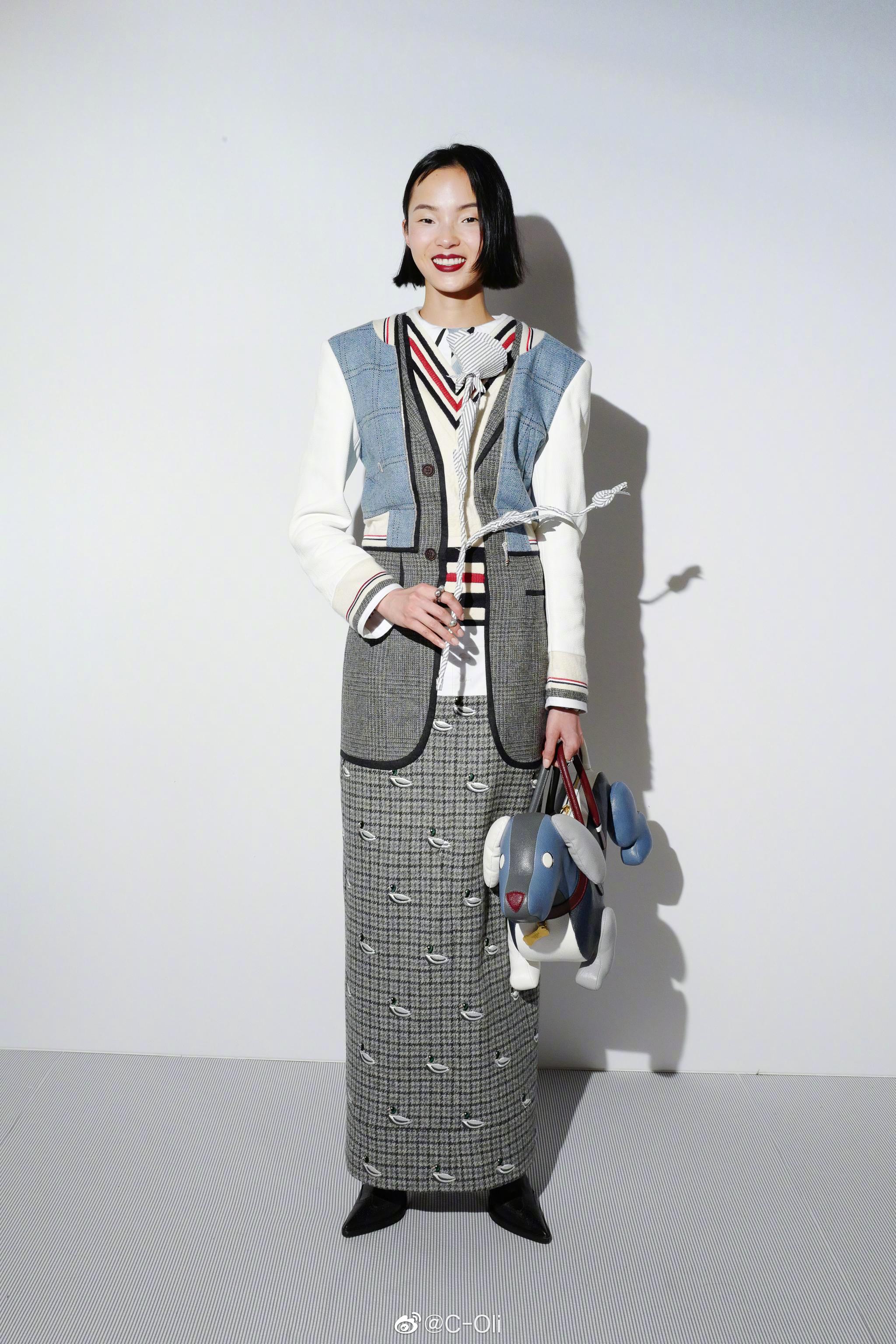 中国超模@雎晓雯 受邀出席thom browne 2020春夏大秀