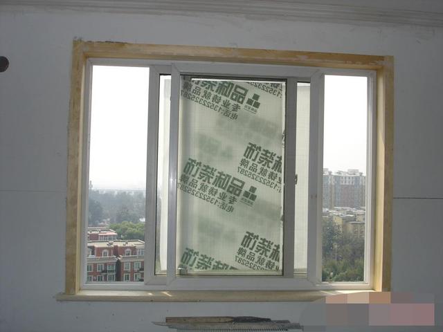 窗户装修要不要包窗台?听完师傅的话,懊悔我家装错了