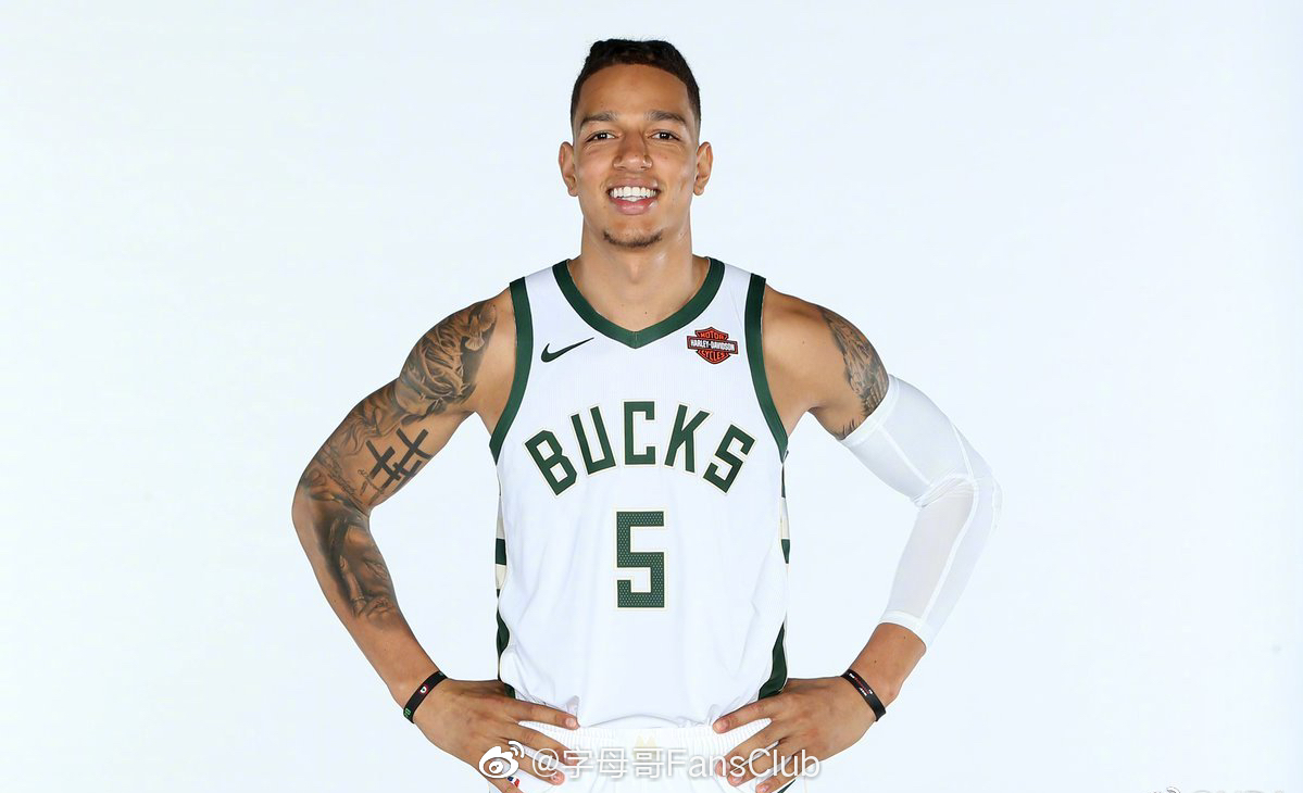 祝dj威尔森生日快乐