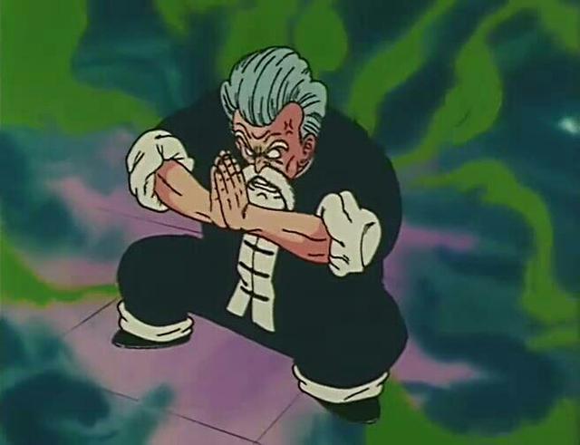 龟仙人曾经化名成龙参加天下第一武道会,为了和悟空比拼,培养自己的