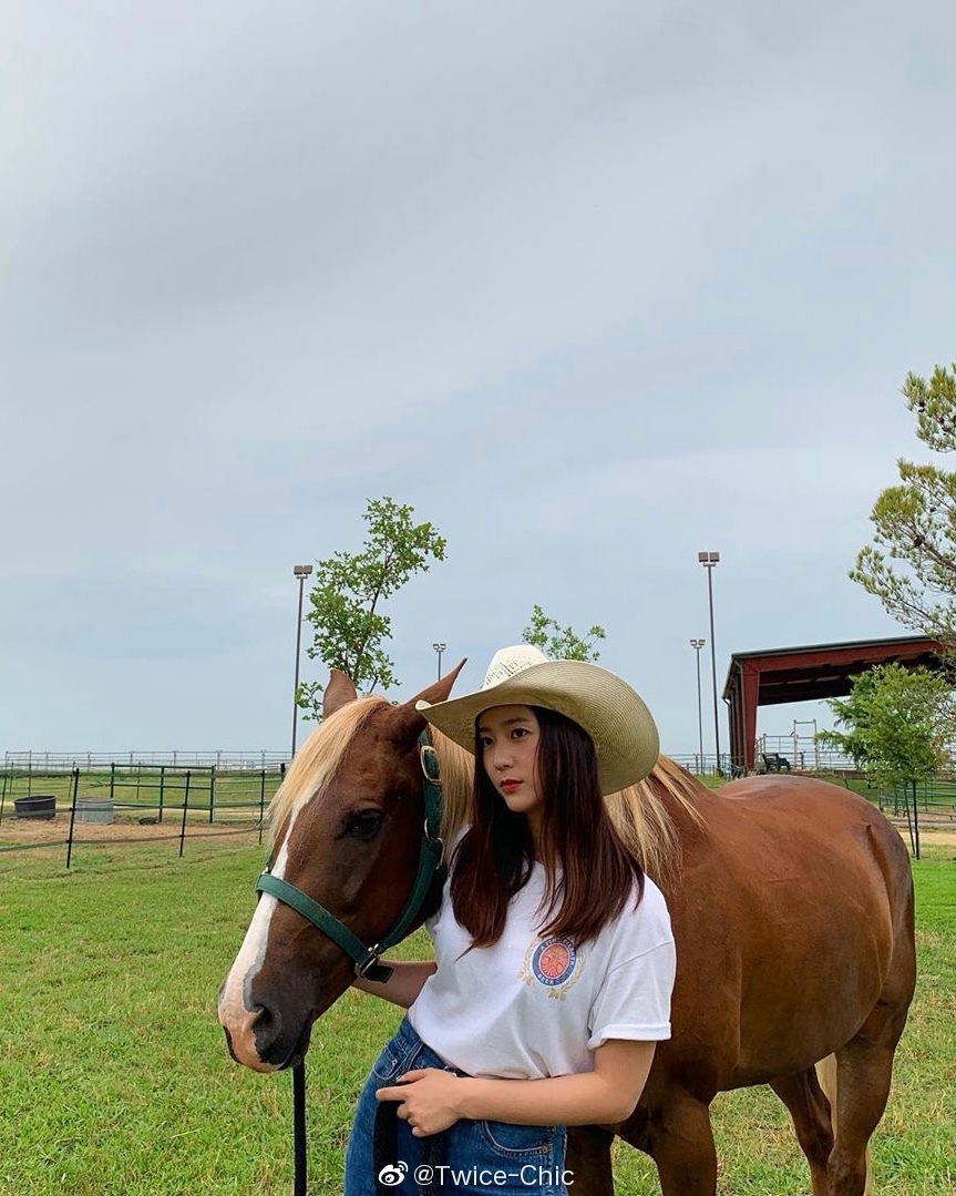 郑秀晶 | 今日份德州帅气女牛仔,出去录节目顺便就把瘦身瘦了