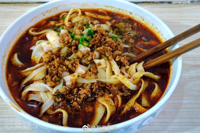 贵州特色小吃——思南绿豆粉