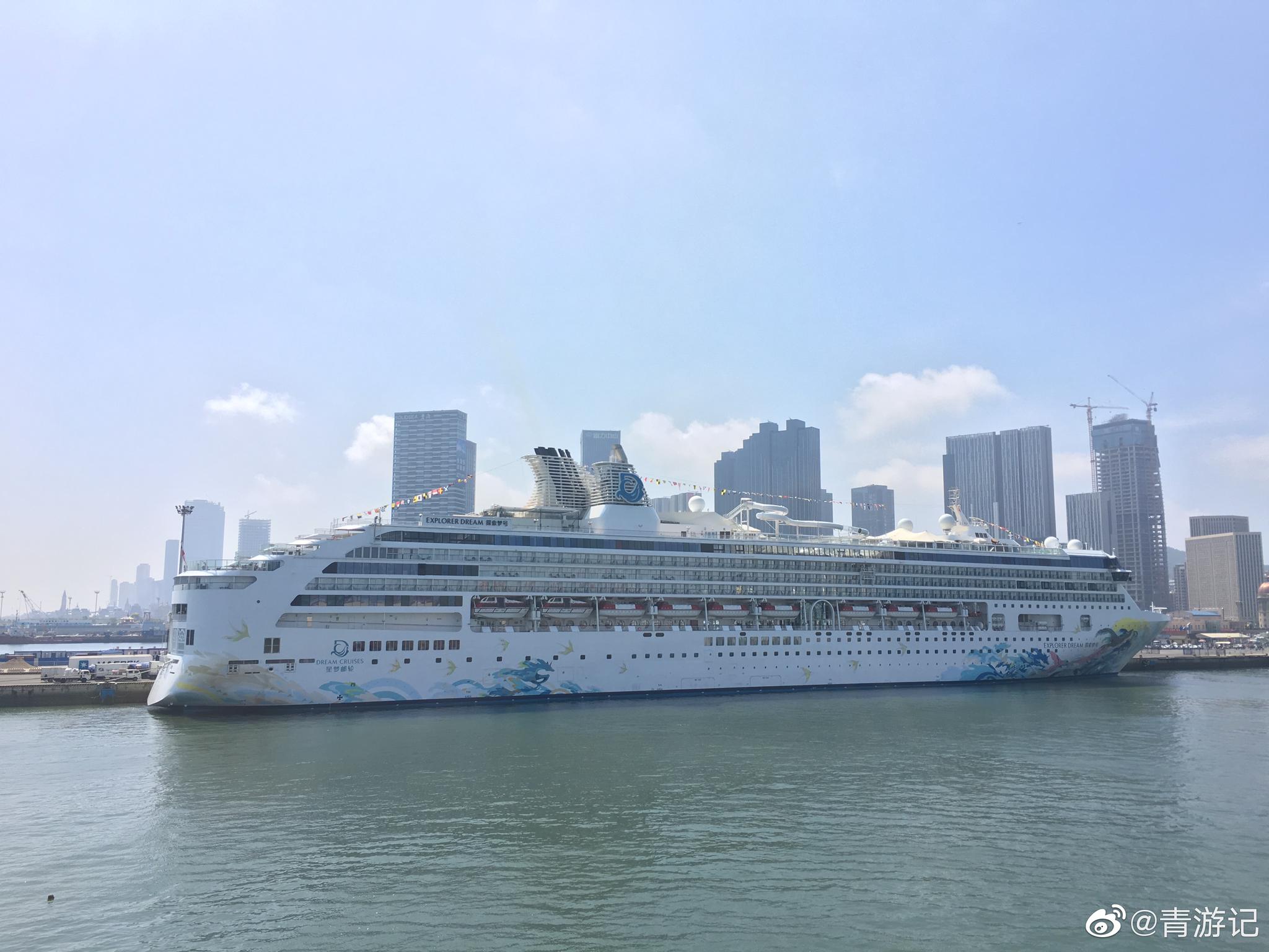 大连码头的随手拍,给内地没做过大轮船的朋友看看,180一张散客票