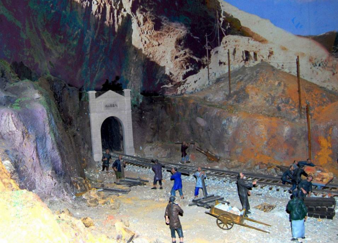 詹天佑远渡重洋十六年,修铁路妻子不离不弃,组建好男人集结地