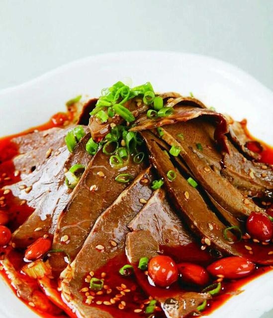 四川名菜夫妻肺片却没有牛肺片,这是为啥子?你晓不晓得?
