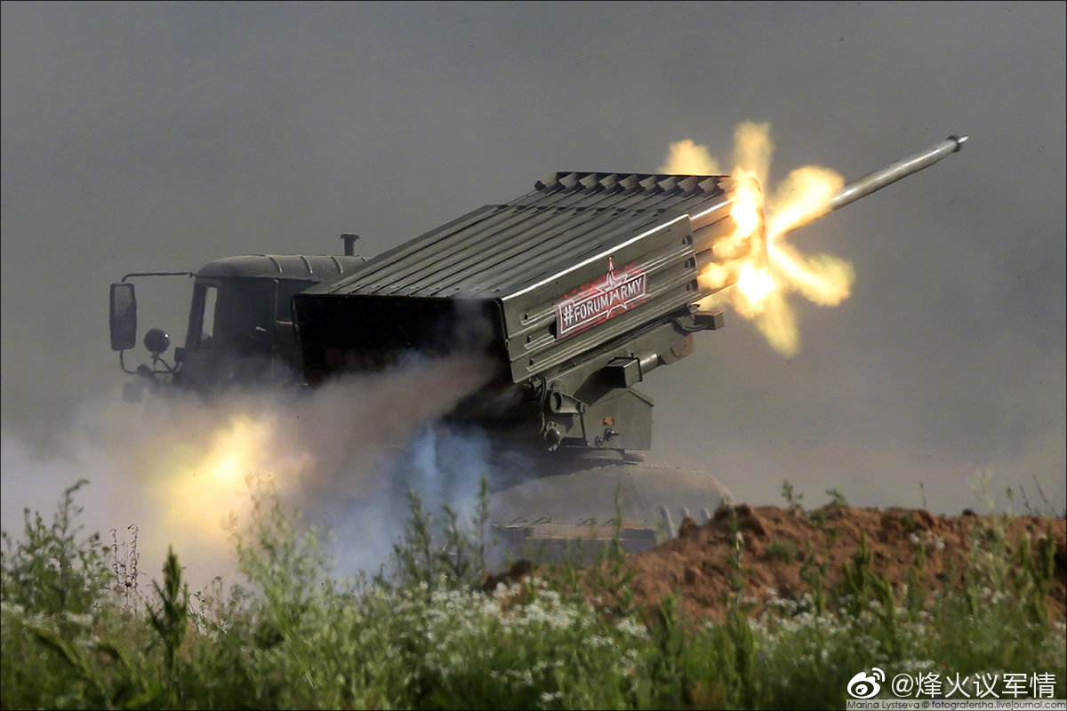 6月末,莫斯科郊外阿拉比诺军事训练场是"炮火连天"