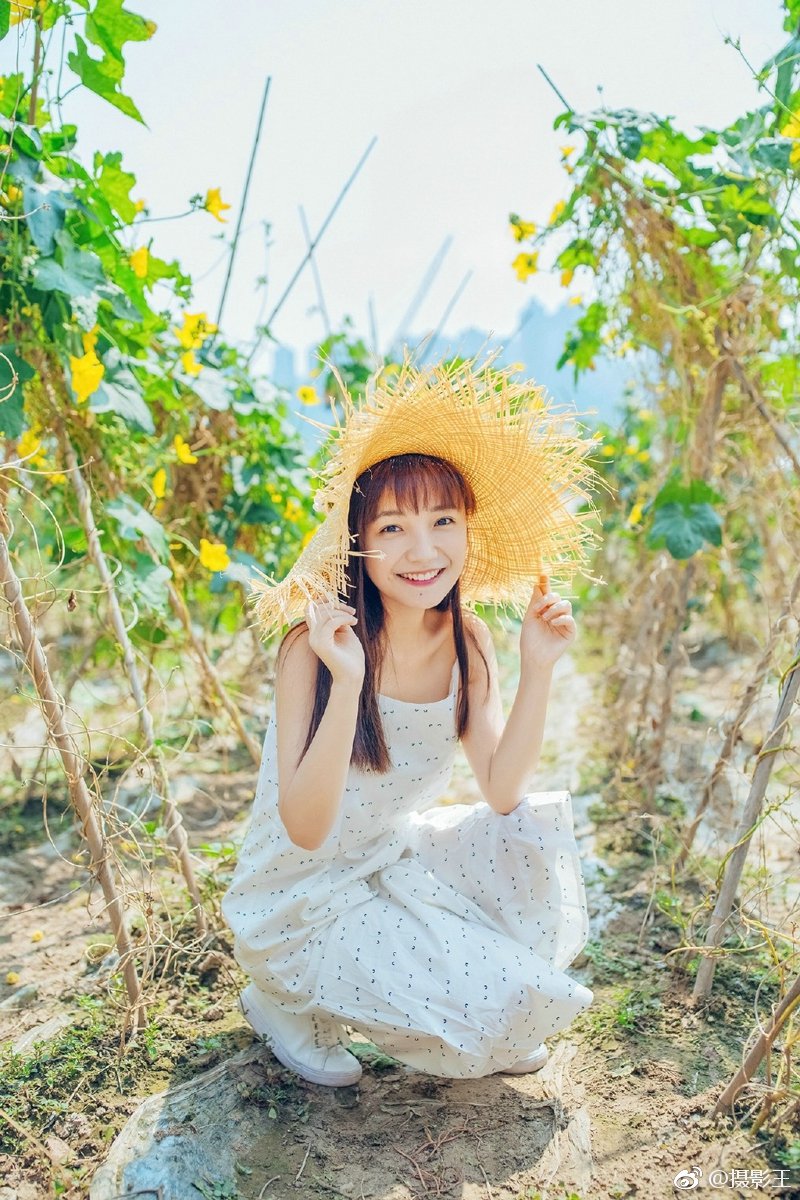 田园草帽少女阳光靓丽吸睛写真集