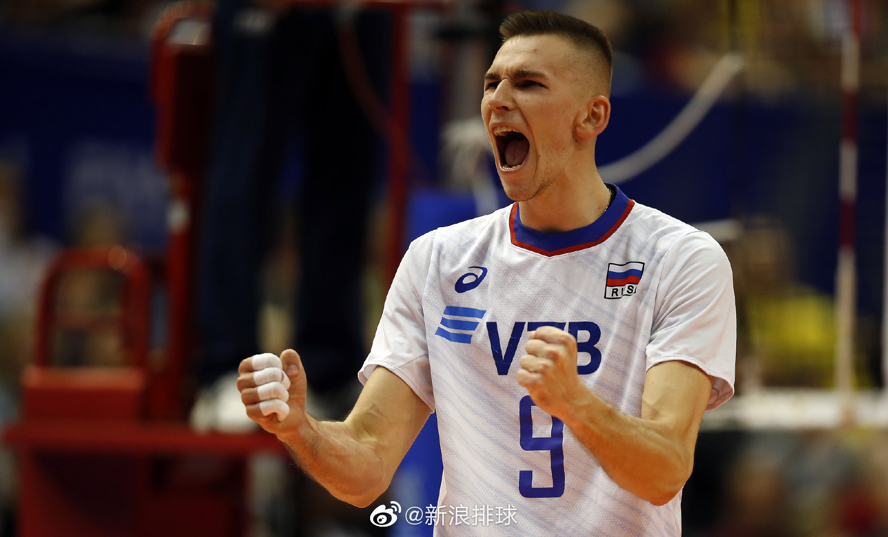 俄罗斯男排25-18,26-24,27-25古巴,取两连胜,积6分排小组第一