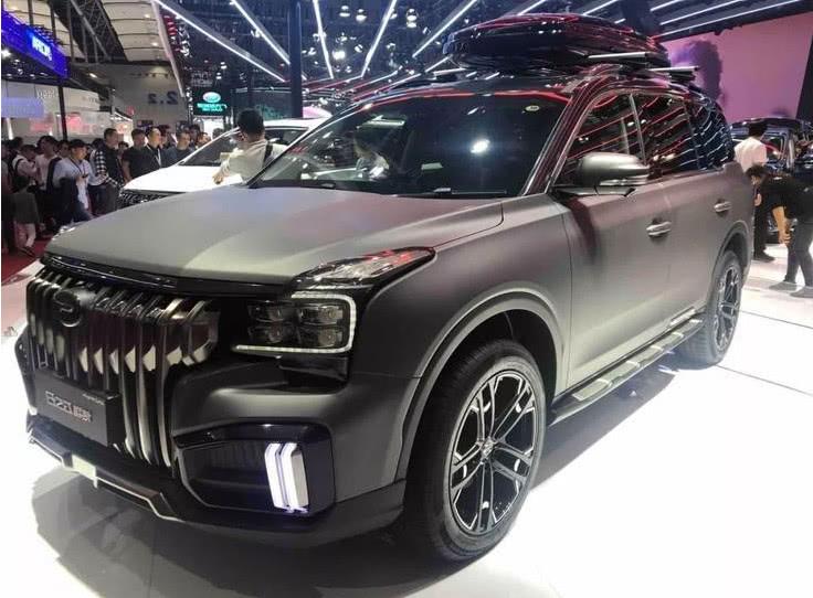 人称"最帅国产suv", 搭配四驱系统, 装甲车外观还仅售14万