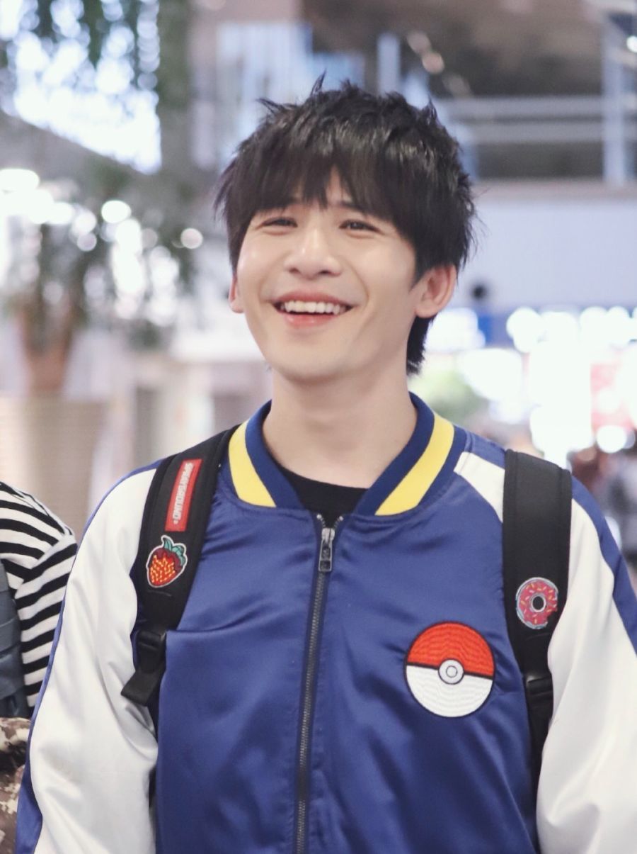 大张伟出道20年从孤独少年到人间精品