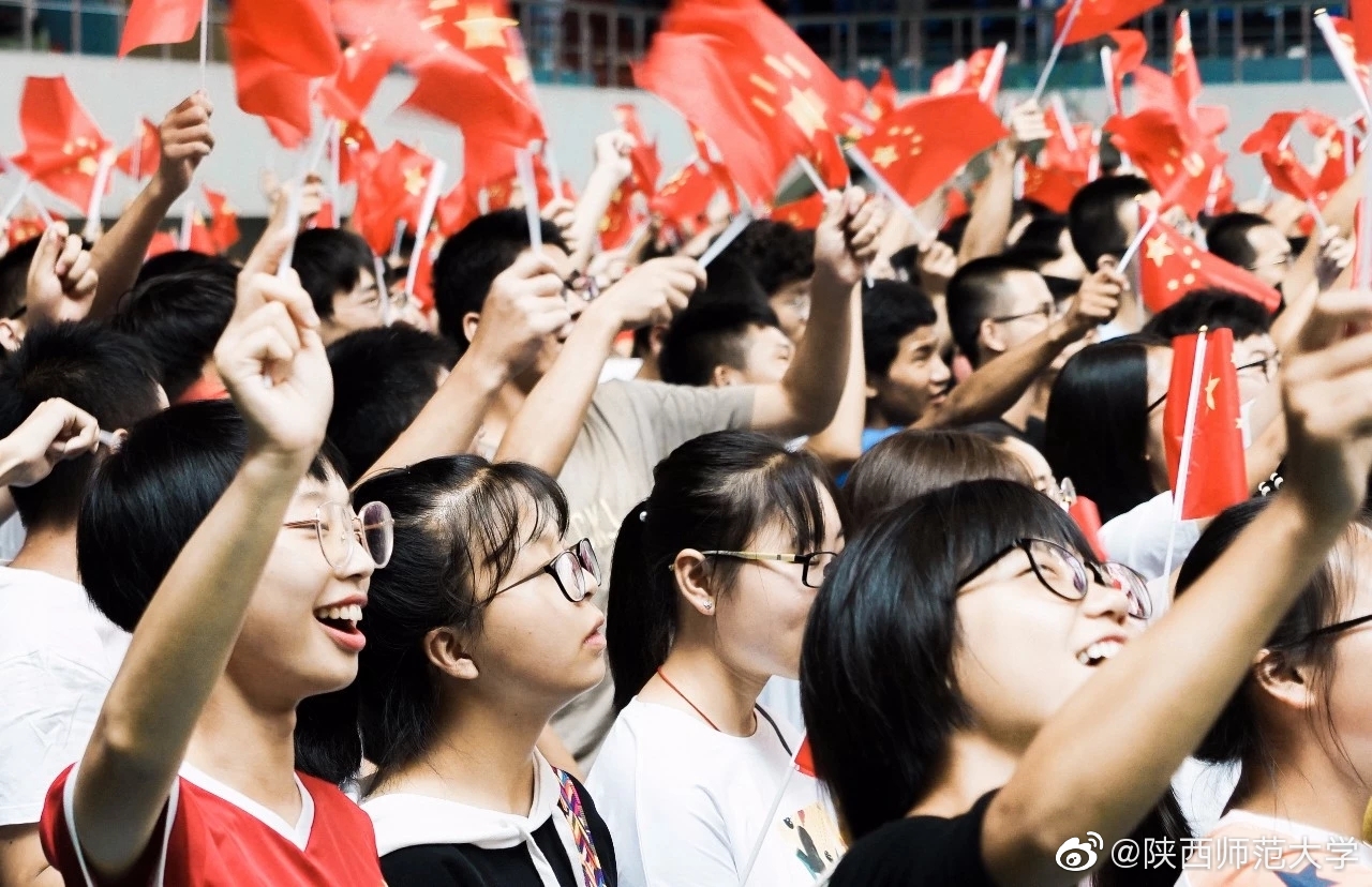 浓浓爱国之心拳拳赤子之情青春告白祖国延续不变的初心