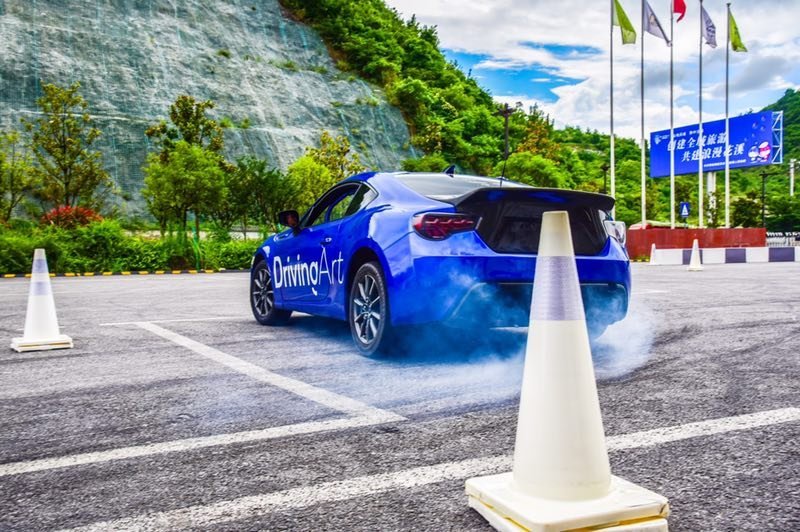 贵州骏驰赛车场漂移培训课程正式启动