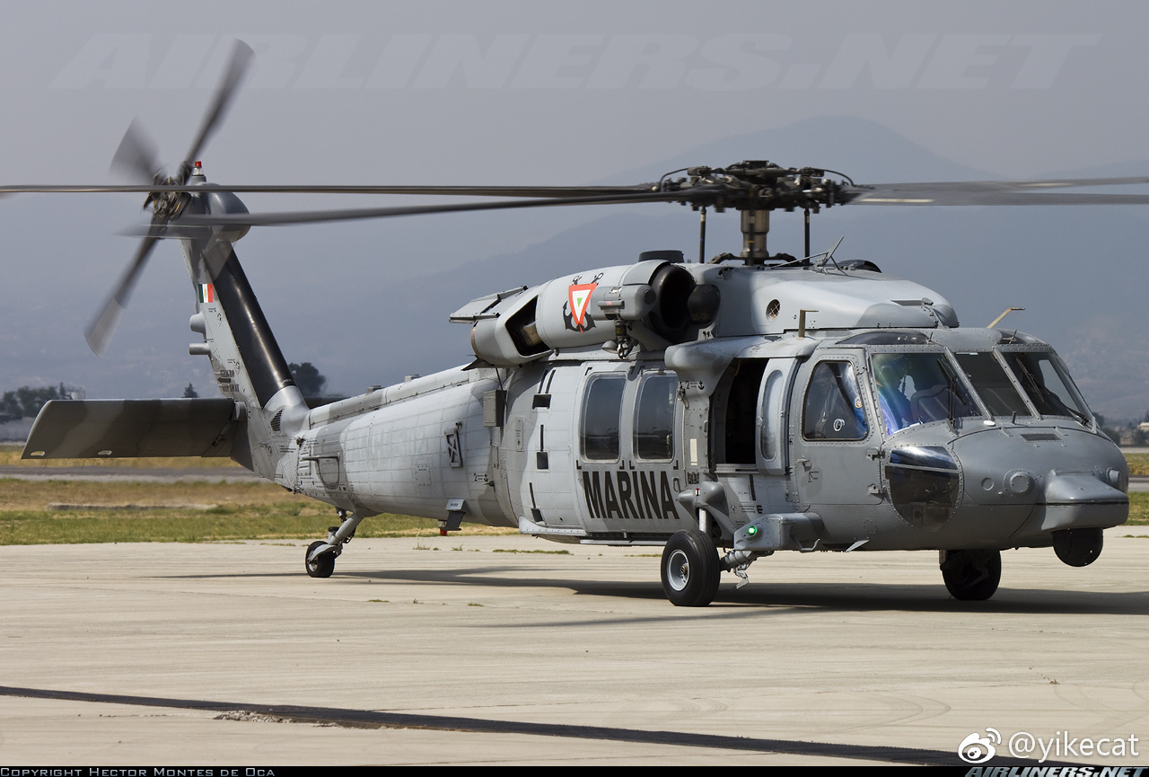 uh-60m black hawk"黑鹰"