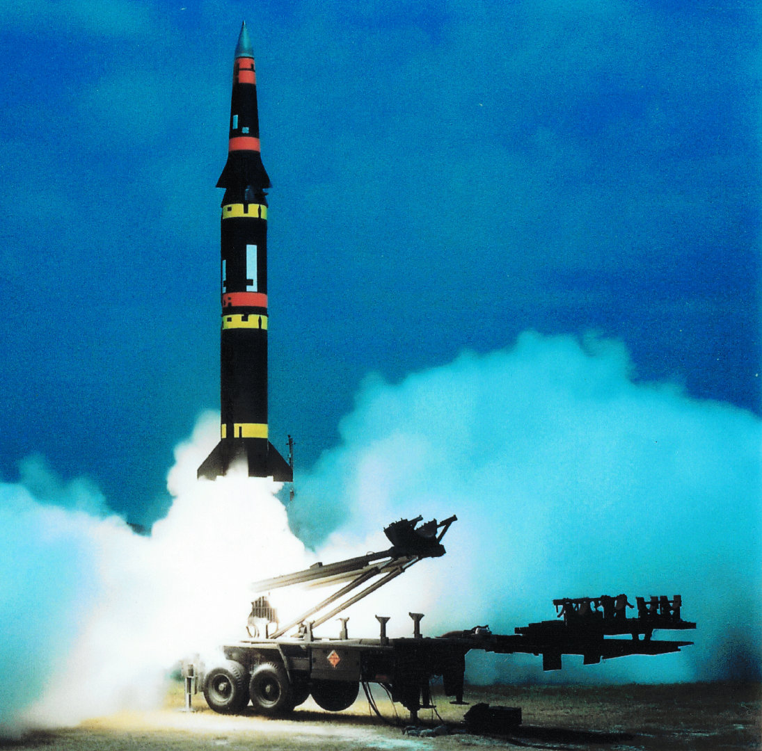 "潘兴2"导弹是上世纪80年代美国陆军服役的一种中程地对地固体弹道