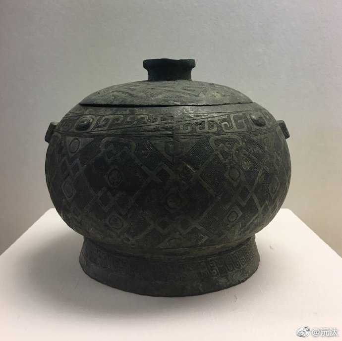 凡祭祀,共簠簋。方曰簠,圆曰簋。殷周两代用簋普遍|西周|台北故宫|乳钉_新浪新闻