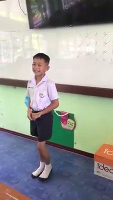 说英语就是要自信!泰国小盆友教你如何用英语