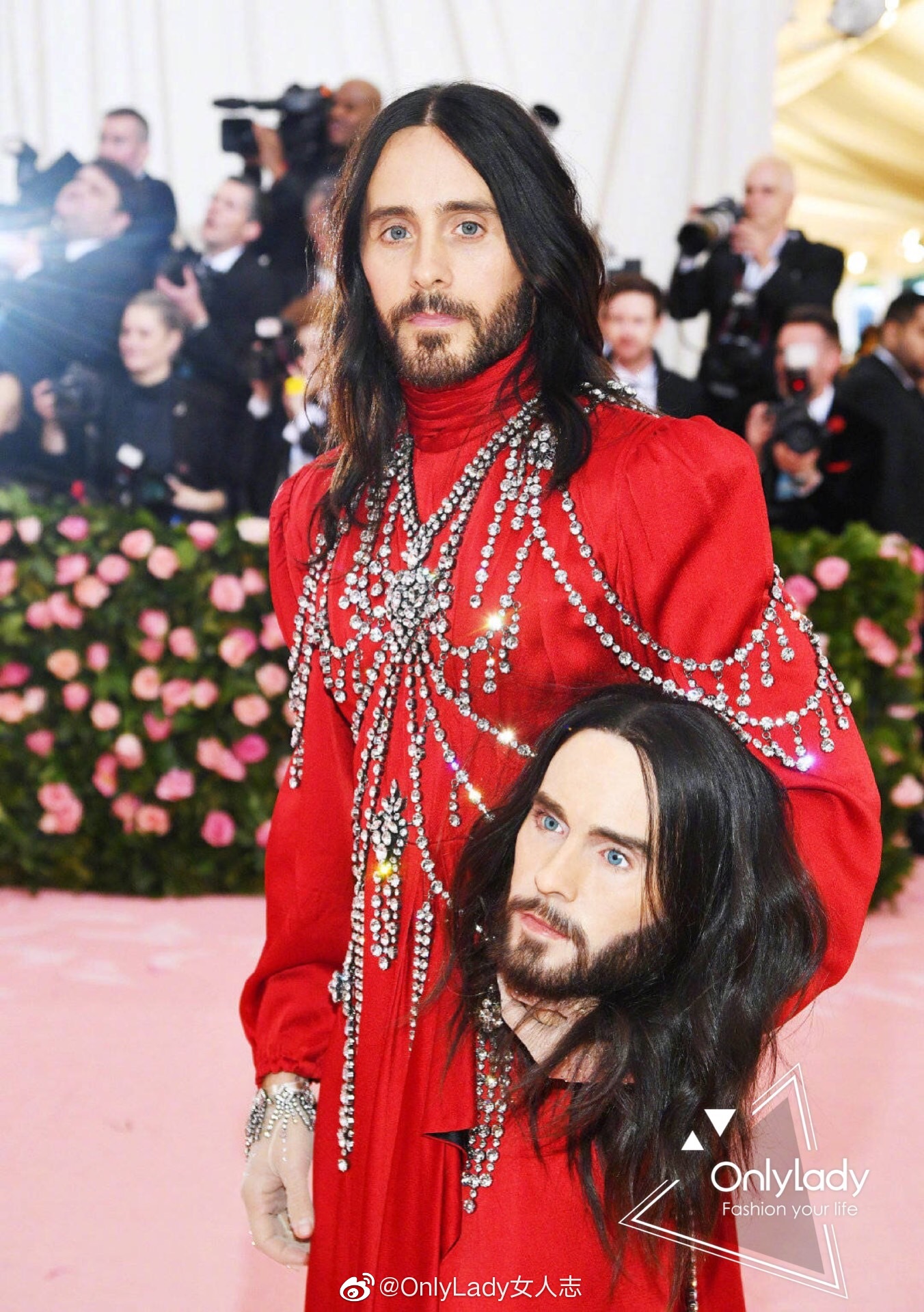 jaredleto出席2019metgala红毯莱托少爷提自己的头上阵