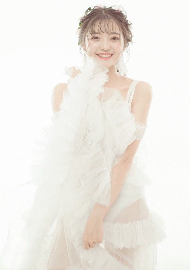 说到张兆艺这个名字,应该没有多少人知道,如果说起《快乐星球》里面的