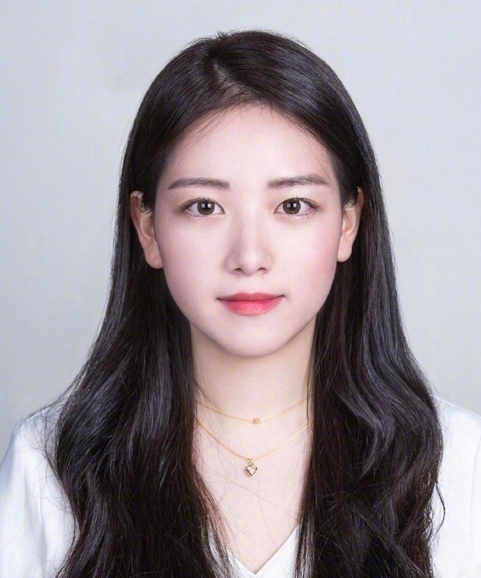 证件照发型妆容推荐|证件照|妆容|发型_新浪新闻