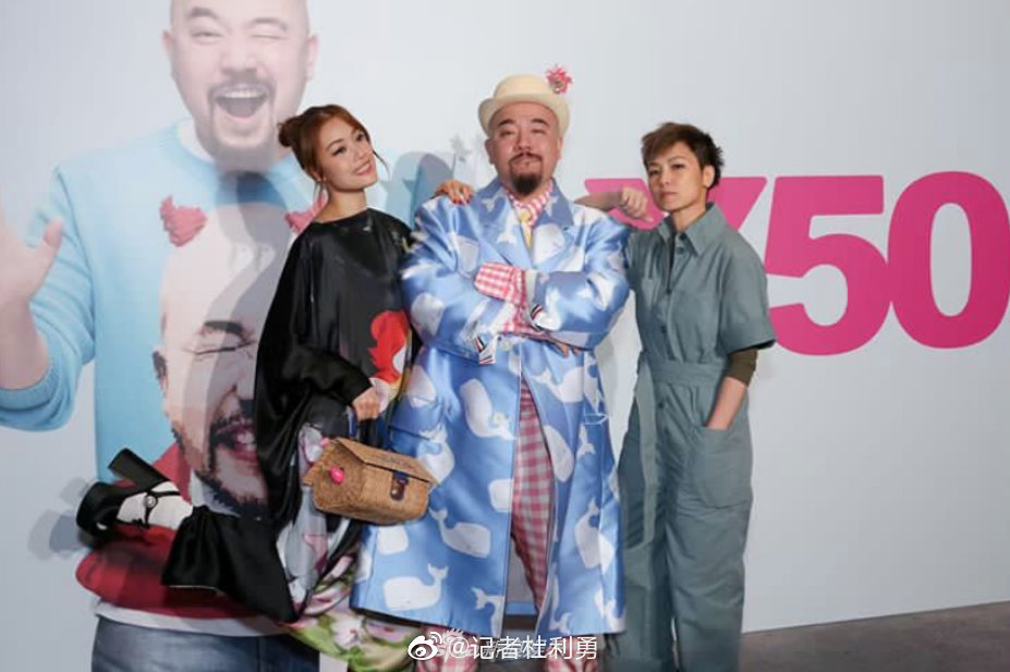 整个香港乐坛都来了|黄伟文|作词人|苏永康_新浪新闻