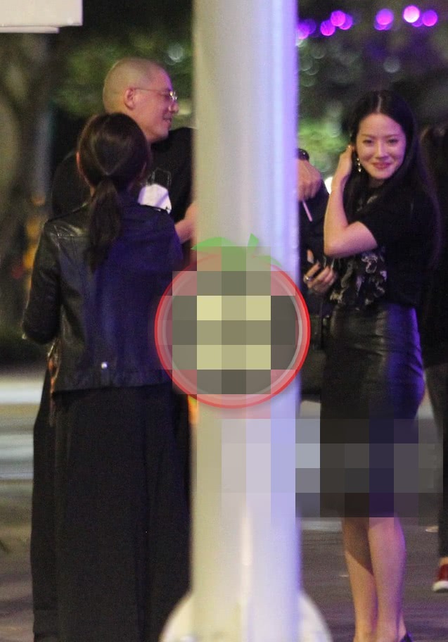 蒋友柏真的离婚了?他与女助理牵手照曝光,女方事后霸气回应媒体