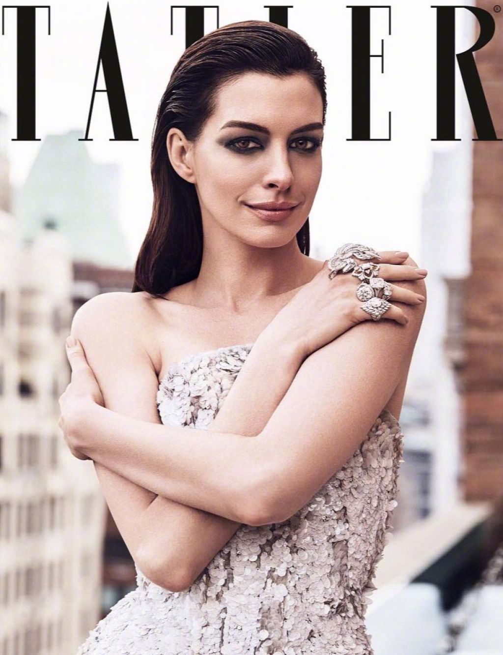 安妮海瑟薇anne hathaway – tatler magazine june 2019.