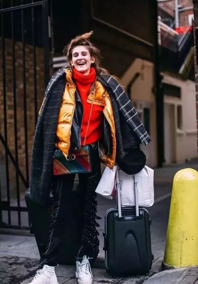 叠穿搭配只要稍微用点心便可以叠出自己的味道