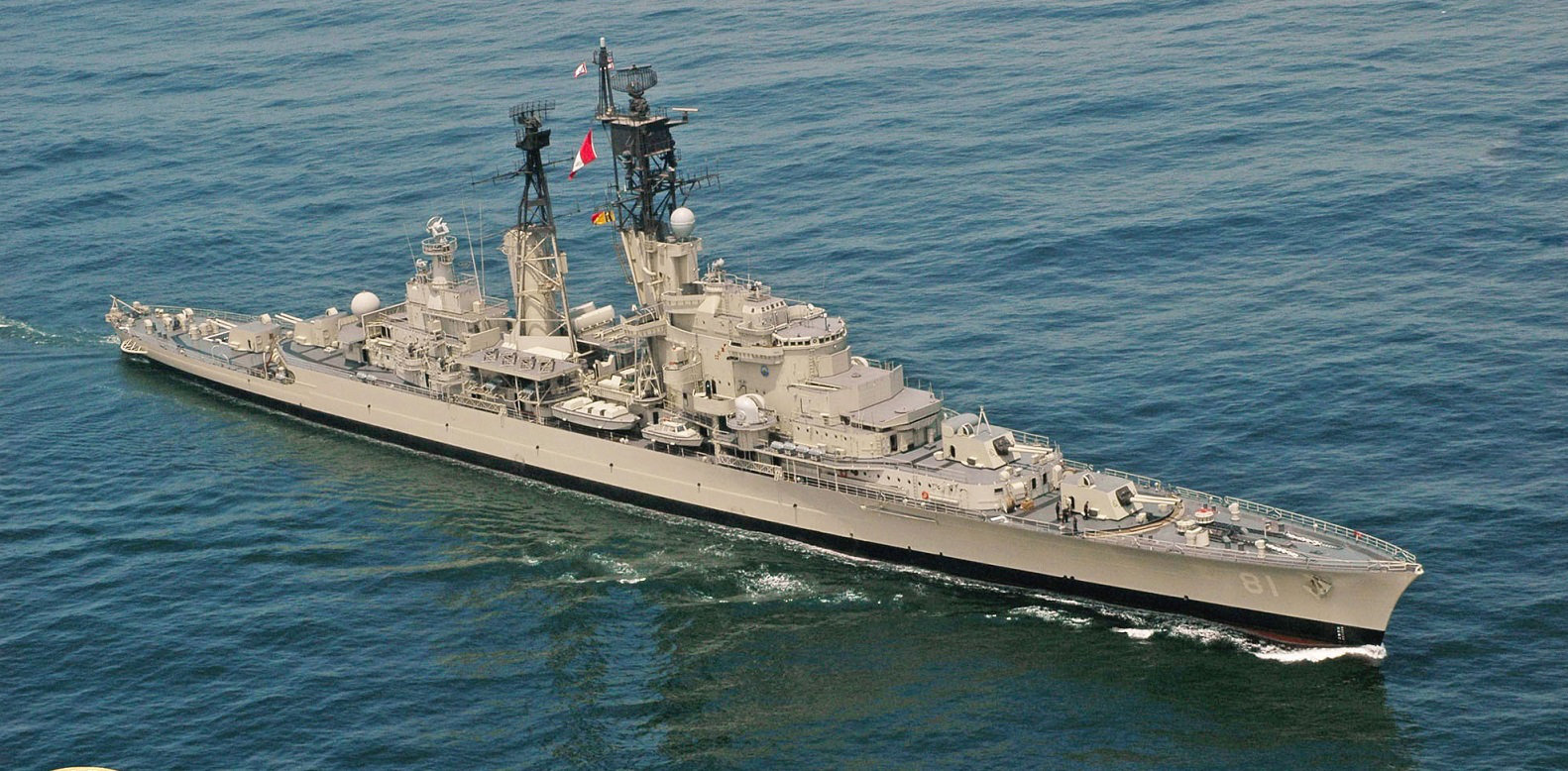 通常巡洋舰担任护航,侦查以及火力支援的任务,然而由于水域过于辽阔