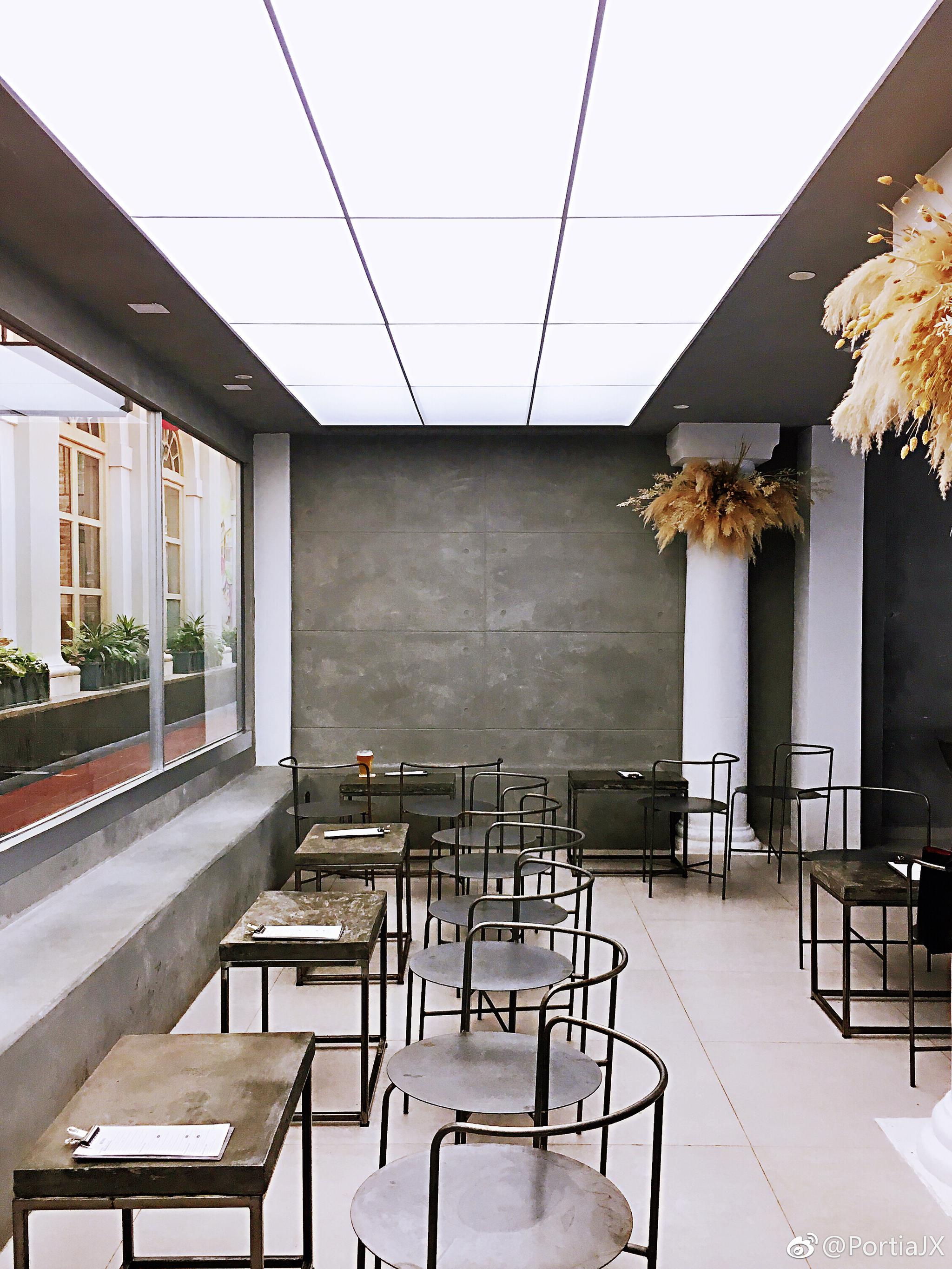 女朋友说随便说个啥子 你只是在回复我的问题，觉得我很冷淡，...