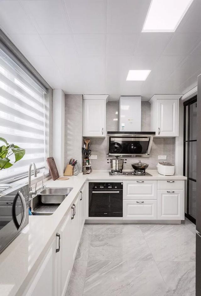 厨房地面砖铺贴方案,看看哪种更适合你家的