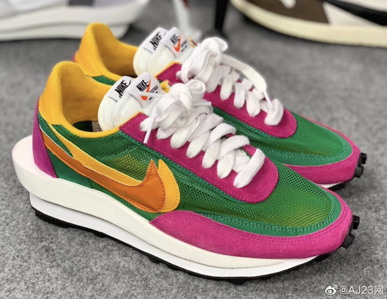  莆田sacai鞋价格_sacai x nike vaporwaffle莆田鞋出来了 第2张