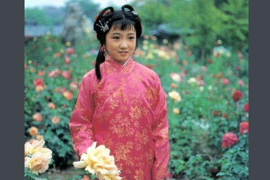 红楼梦中的巧姐流落烟花巷刘姥姥为何会忍耻招了巧姐