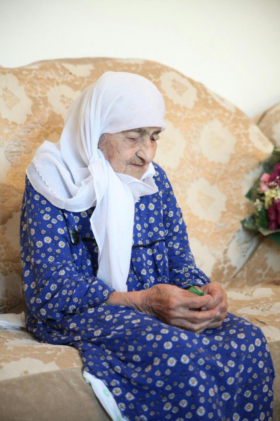 "每一天都是煎熬"129岁俄罗斯老人,全球最年长却痛苦的人