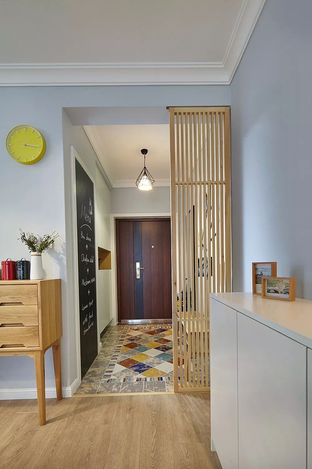 SEO入门玄关隔断设计