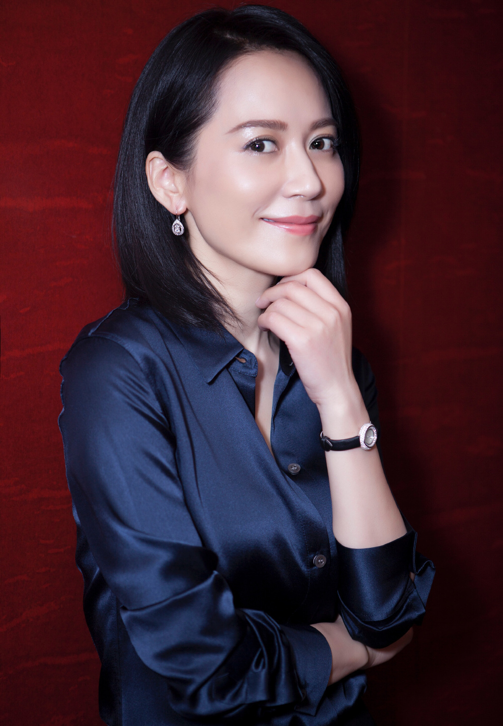 明明脸没变,却显得意外高级|俞飞鸿|发型|气质_新浪新闻