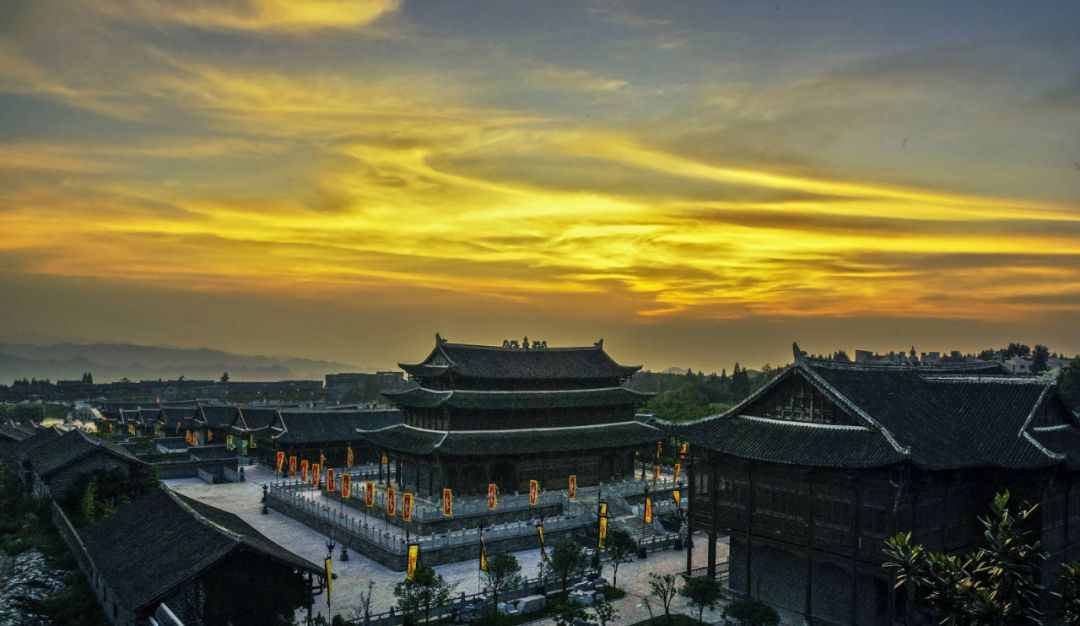 天脚下的王城 ·慕俄格古城