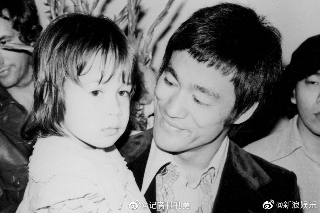 导演昆汀·塔伦蒂诺首度回应《好莱坞往事》中李小龙太过傲慢的争议
